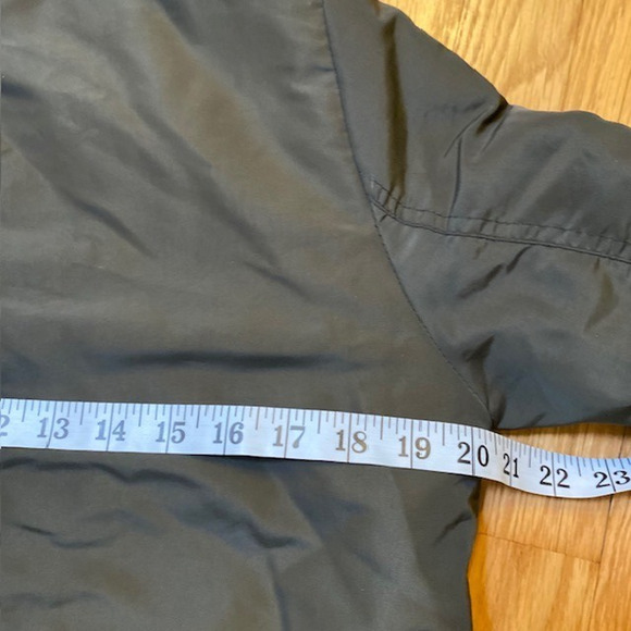 H&M DIVIDED Womens Size 8 Olive Green Bomber Style Mid Length Coat - Picture 10 of 12